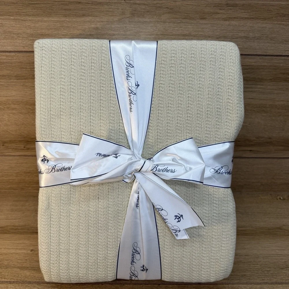Brooks Brothers 100% Cotton Textured Knit Tan King Blanket Coverlet 108